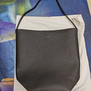 the row tote bag bucket bag large